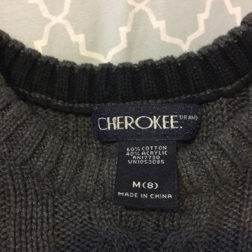 Cherokee Sweater - Picture 3 of 3